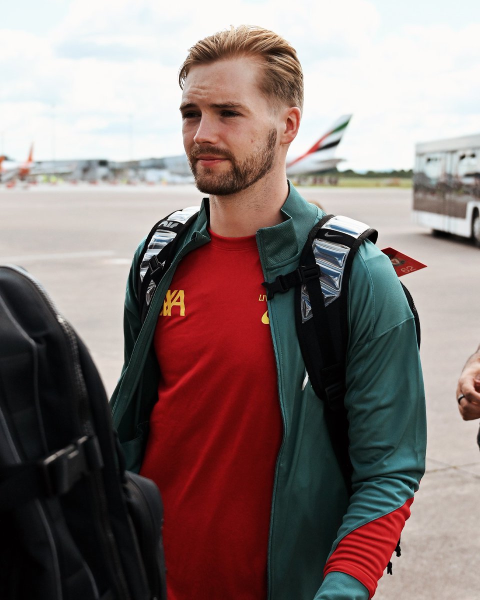 LFC's tweet photo. First stop: Pittsburgh 🇺🇸 https://t.co/MhWhlEVus7