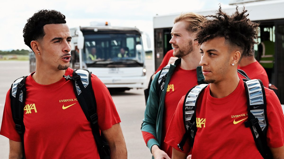 LFC's tweet photo. First stop: Pittsburgh 🇺🇸 https://t.co/MhWhlEVus7