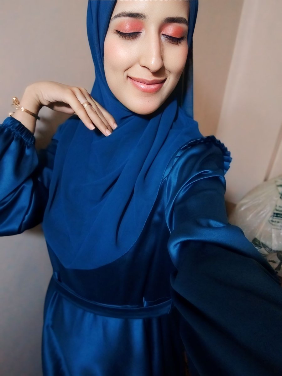 قد أكوّن عابِره لَكِن أثرّي لا يزوّل .💙✨
sallyazmy.sarhne.com