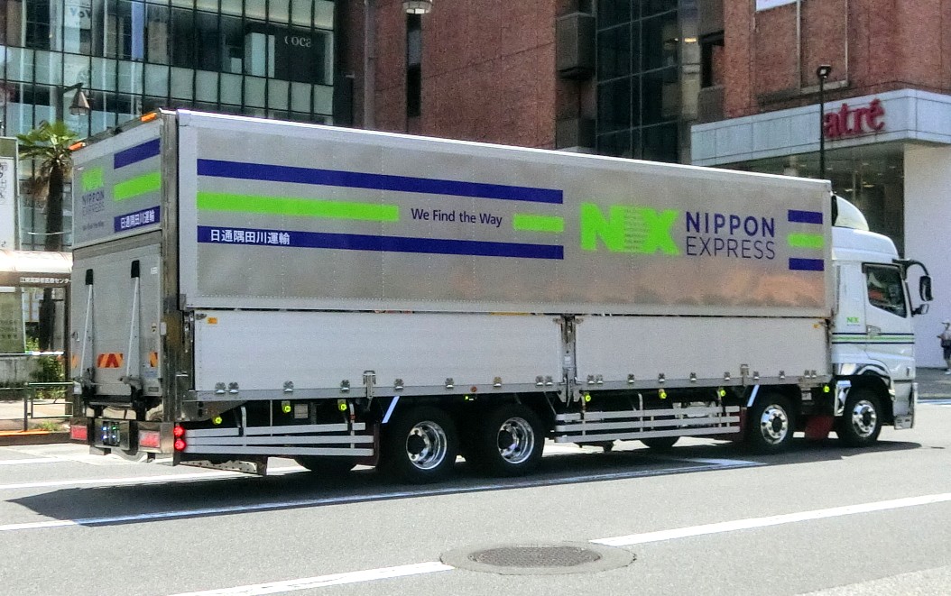 ブランド変更が一気に進んで最近は◯通マークの車は全然見なくなりまし