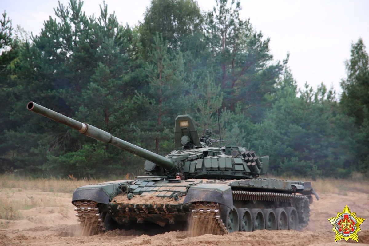 TheGreyPatriot_'s tweet photo. ๐ง๐พ๐ท๐บ Today's training of T-72B crews from 6th Separate Guards Mechanized Brigade at Gozhsky training ground.
#Russia #Belarus #Belarusian #Today #Training #Tank #T72B #Armored #Military #Army #Training #Guards #Mechanized https://t.co/QnQZSx7bq5