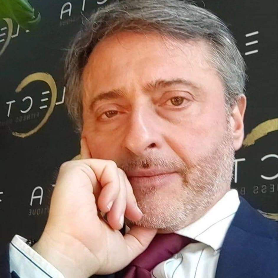 avvdiferdinando's tweet photo. #NewProfilePic https://t.co/QhHrZVqBPv
