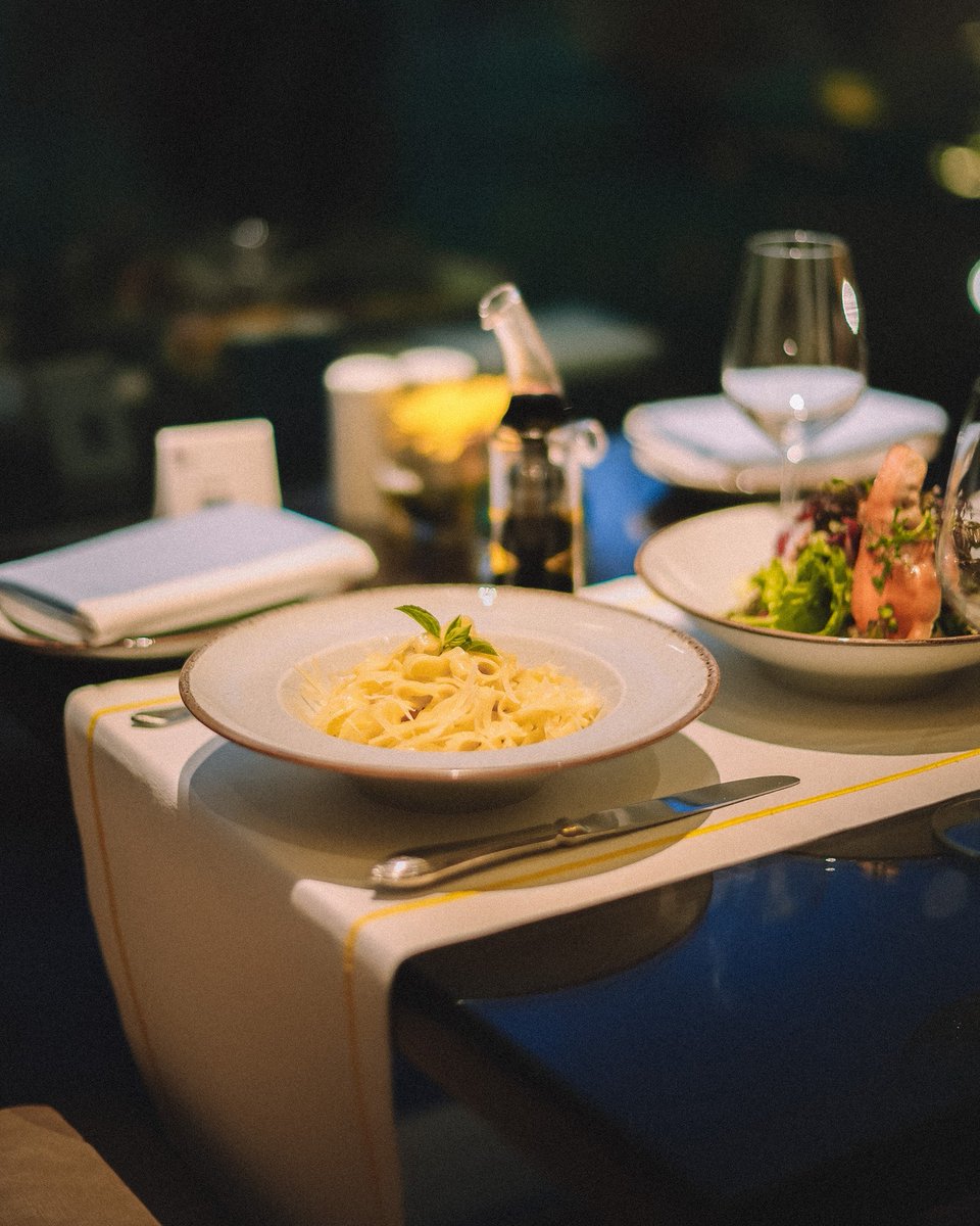 دلل شخصك المميز بأمسية رومانسية في ألفريدو. استمتع بأشهى المأكولات الإيطالية في جو ساحر.

احجز مكانك الآن على الرقم 01068817727.