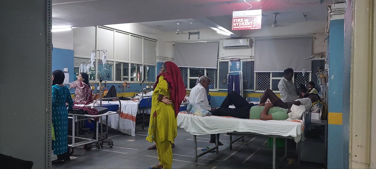 Gorav52995691's tweet image. @esichq Are these ACs only for show off? Patients are facing discomfort due to non functionality of ACs. #ACIssue #PatientCare #ESIC