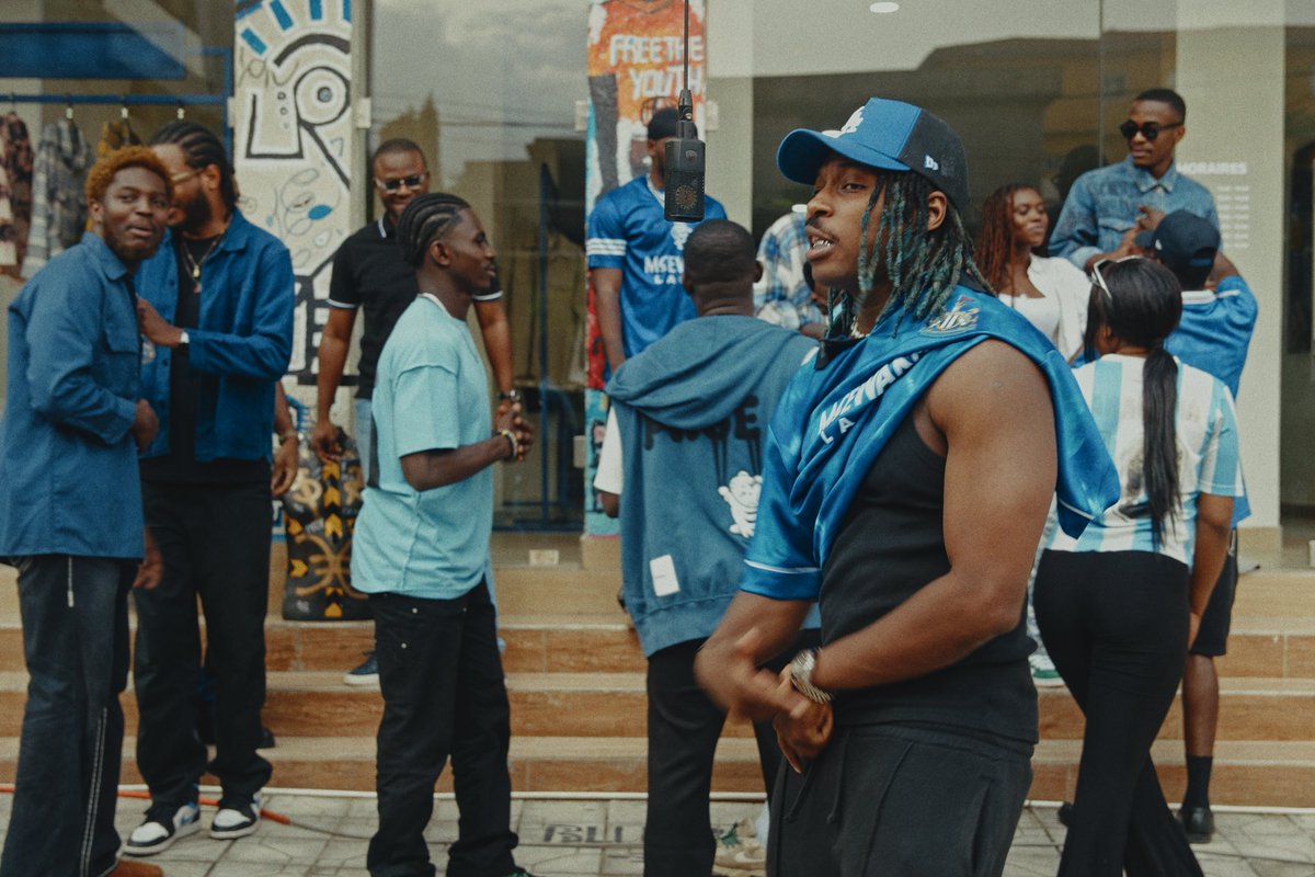 miedjia's tweet photo. Wassup mes Fuegoats ?

Fuegopiano 2 ce Jeudi 25
J’aurais besoin de toutes la force que vous pourrez m’envoyer. 
Chaque partage chaque retweet chaque commentaire est important ! 

Love y’all ! 💙💙💙
#nononono https://t.co/Rlt1x5iJDz