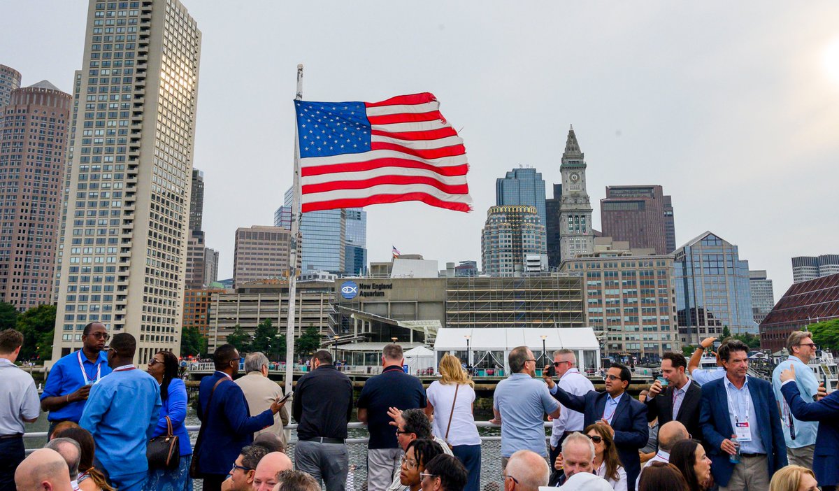 Wow, Boston! #WCUC 2024 was one to remember!
💪360+ people celebrated 15 years of GWLN
🕶️300+ peers connected with WYCUP
🤝140 people at the first GWLN WYCUP Joint Forum
🦞The 2nd year of a sold out WFCU Gala
and so many more highlights!
Stay tuned for what's next in 2025! 👀