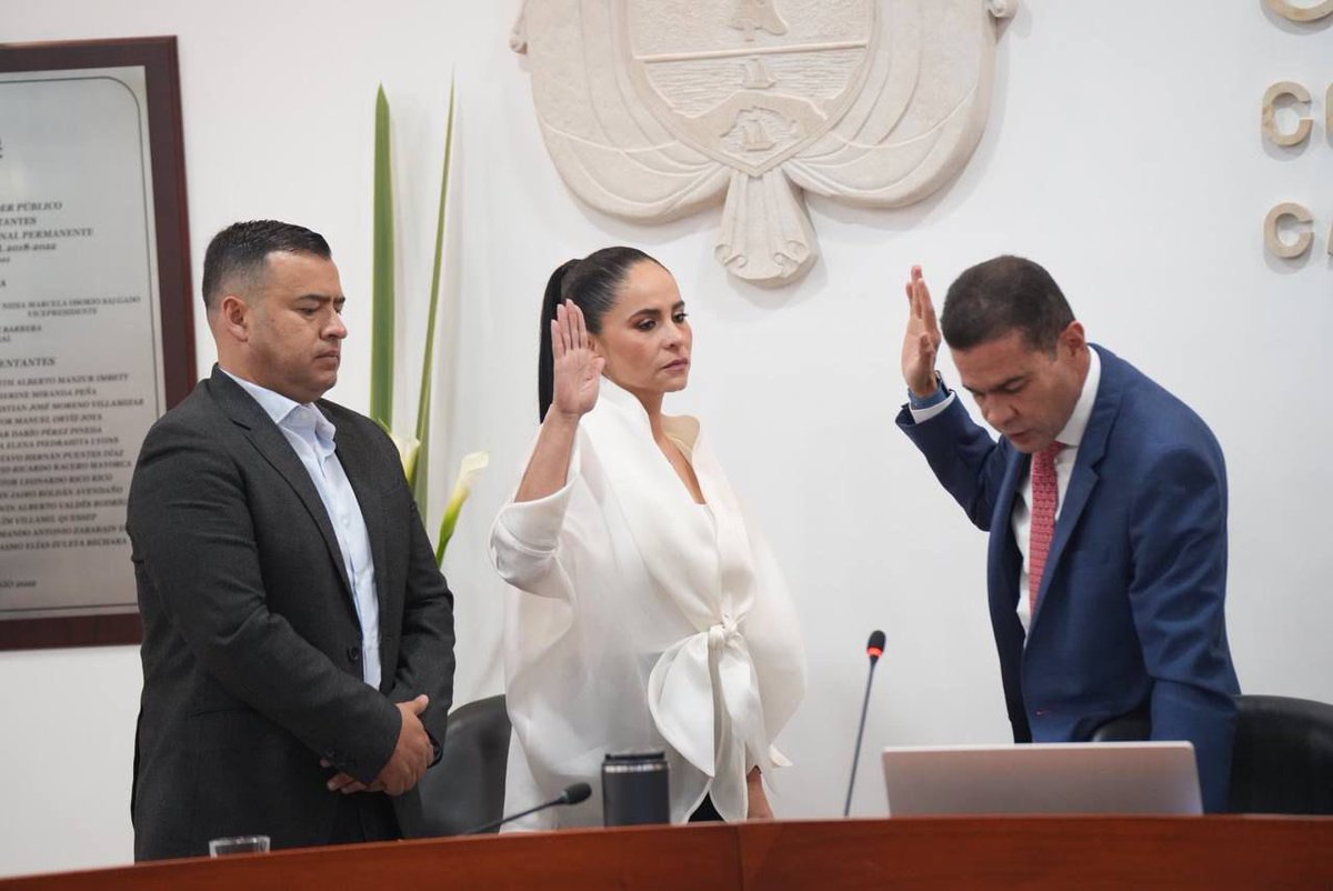 JaravaMile's tweet photo. En Comisión Tercera, hemos elegido a los integrantes de la mesa directiva. Queremos felicitar a la Presidenta @duarte_kelyn y al vicepresidente Carlos Carreño por su elección. ¡Que esta nueva legislatura esté llena de éxitos y logros para beneficio de todos! #MesaDirectiva https://t.co/aCIXXwhd3k