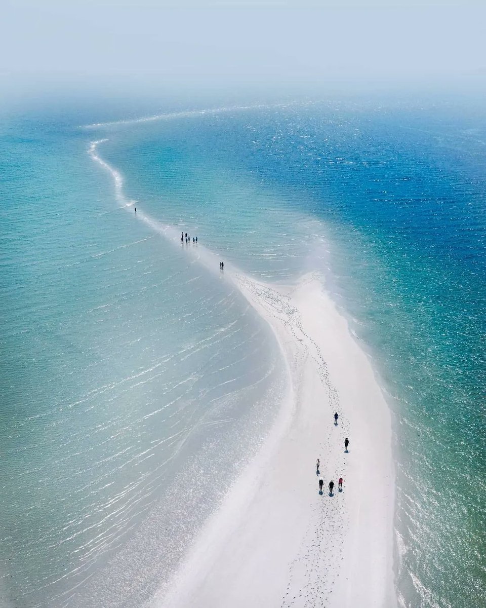 Thread of the most surreal beaches on Earth 1. Pathway to Atlantis