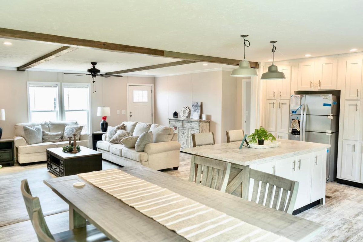 DisotellKim's tweet image. Check out this stunning home, available right off the lot.
“The Luna” by Hamilton Homebuilders 
 3 Bed 2 Bath

Want to see how Easy it is to get Prequalified for this beautiful home or for payment details? Click my link below 
regionalhomesopelousas.com/sales/kim
#Callkim (337) 290-3307 ☎️