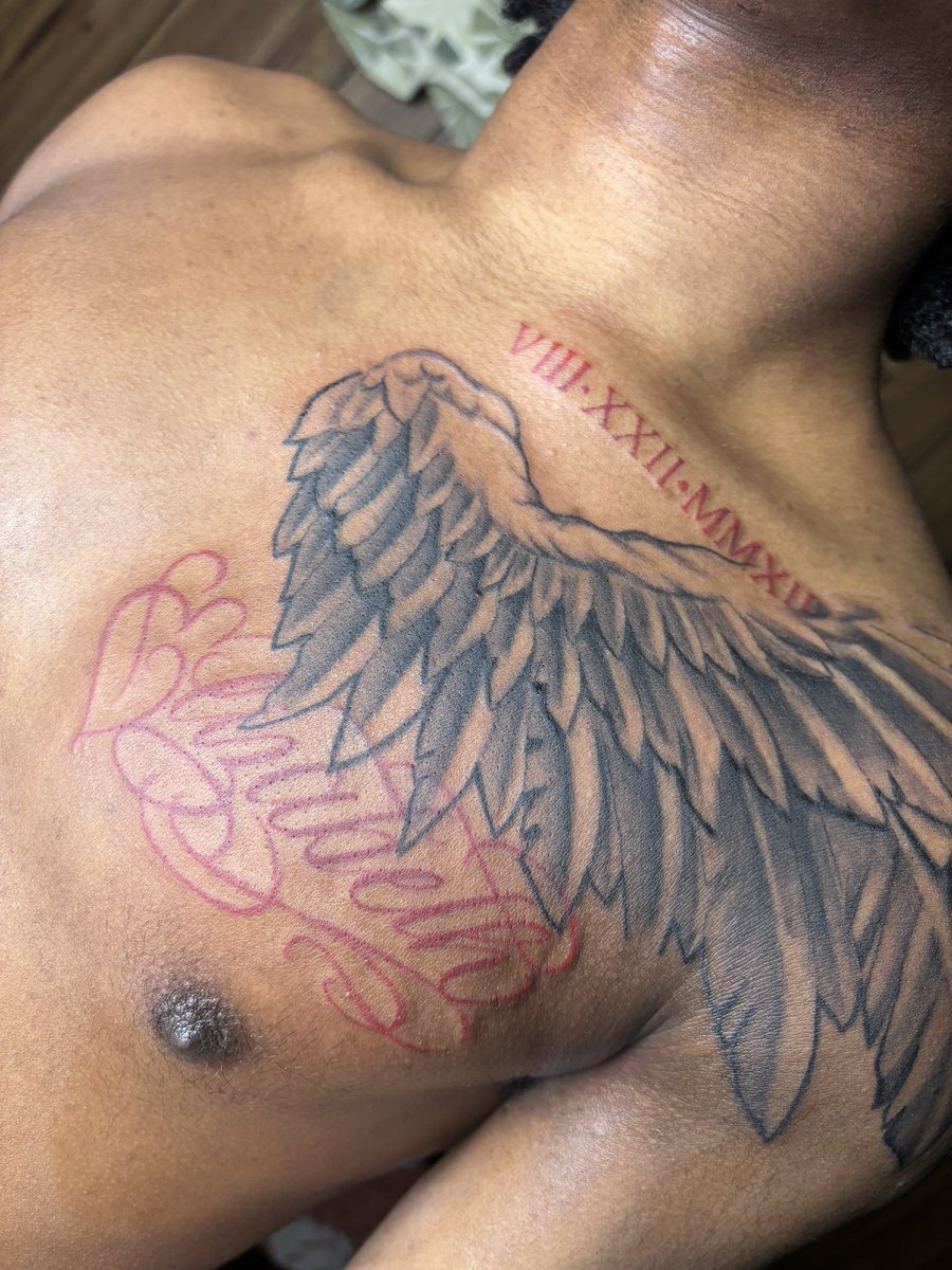 100Yrs_Jt's tweet photo. I swear this yo sign to come get tatted by me next month man ✅ https://t.co/wzsb0KADm3
