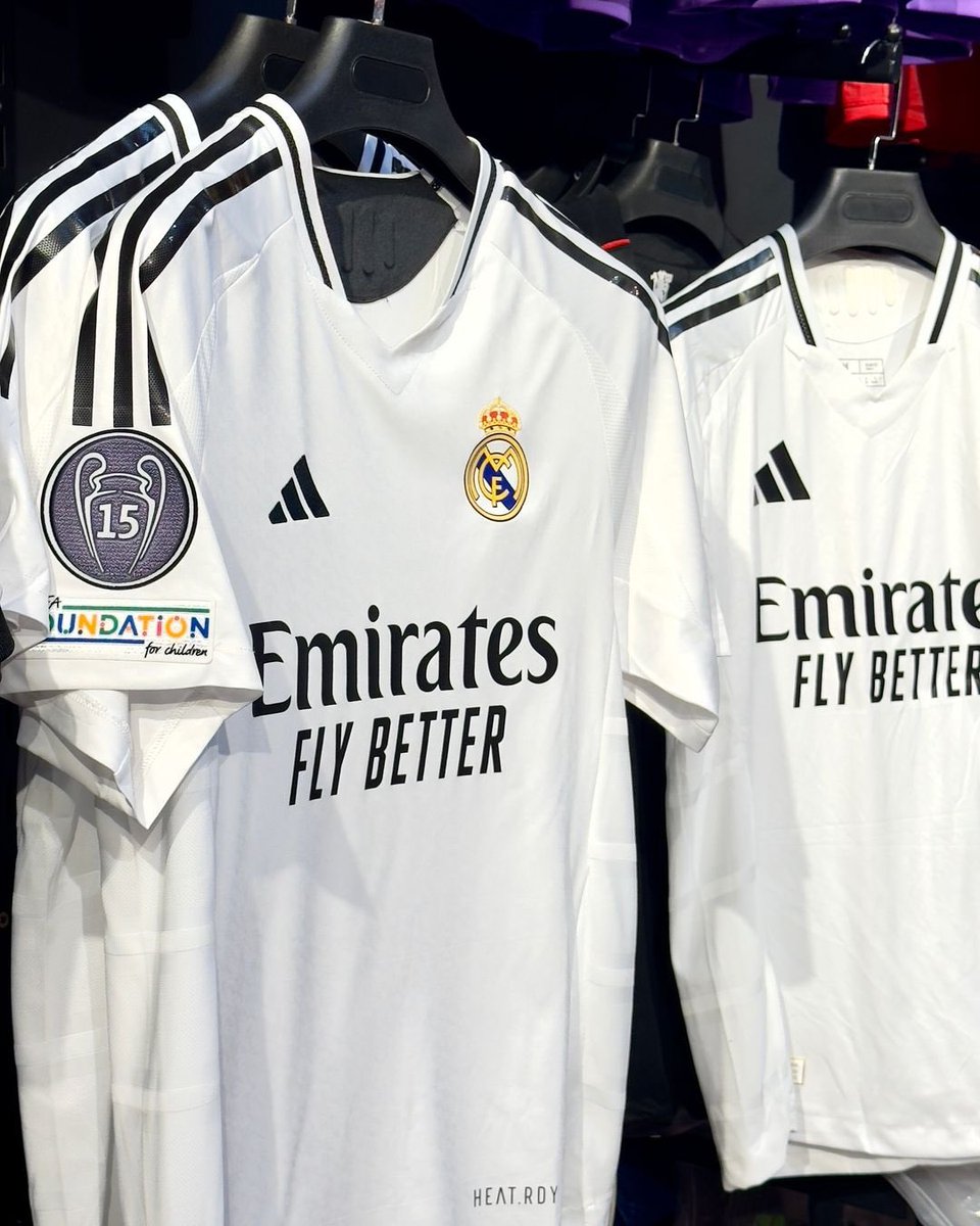 BelelShop's tweet photo. Bonjour Soum gars yi 

Promo 🔥

Original Maillot 2024/2025 Player Home / Away  disponible 

Taille S,L,M,XL,XXL,XXXL

🏷️7000F

MÊME SO DIEUNDOUL RETWETTEL. 🤍 https://t.co/yi0MOiMCTm