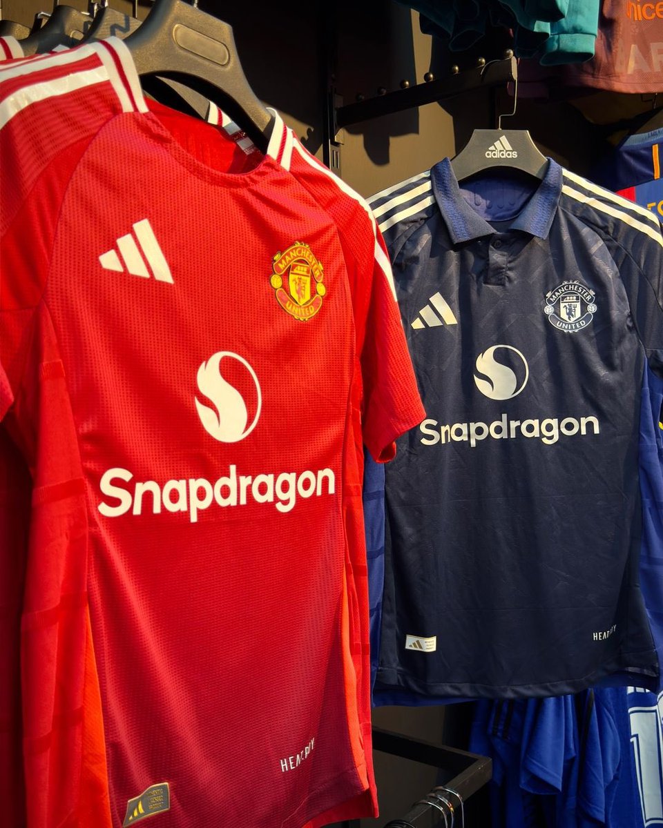 BelelShop's tweet photo. Bonjour Soum gars yi 

Promo 🔥

Original Maillot 2024/2025 Player Home / Away  disponible 

Taille S,L,M,XL,XXL,XXXL

🏷️7000F

MÊME SO DIEUNDOUL RETWETTEL. 🤍 https://t.co/yi0MOiMCTm