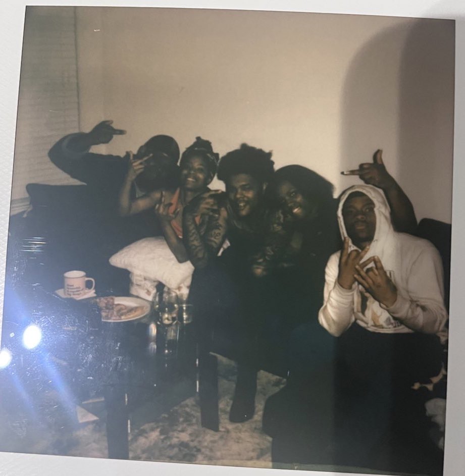 shadesoftee's tweet photo. You’ll live on forever in my heart baby brother. I love you ❤️🕊️😔 @nmpsmallz https://t.co/0EYCkZQSTA