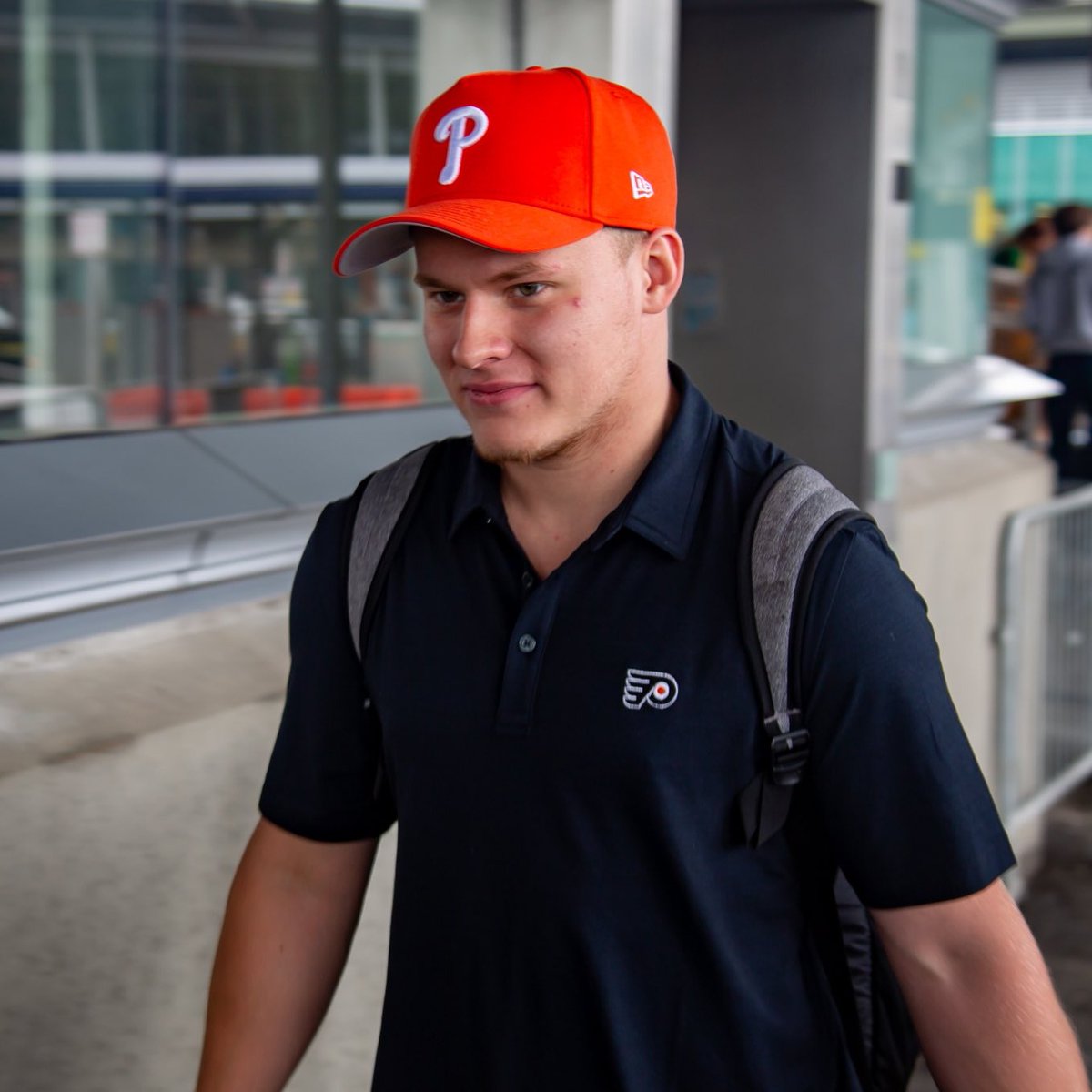 Matvei Michkov has arrived. 📍

(📸: <a href="/NHLFlyers/">Philadelphia Flyers</a>)