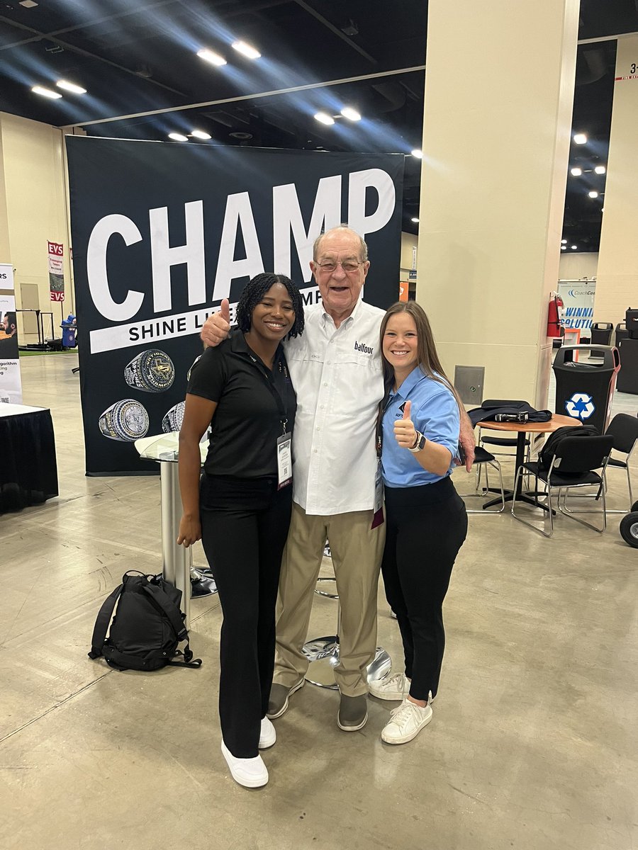 Coach Jackson tweet media