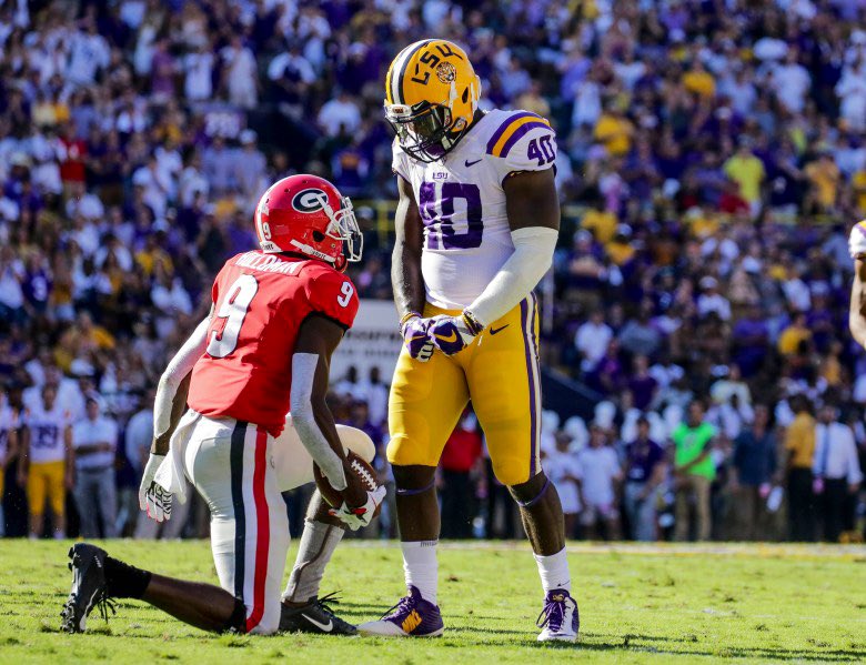 CountdownLSU's tweet photo. #JerseyCountdown brings you ONE of THE BEST LBers Ever to wear The P&G. @DevinWhite__40 Butkus Award Winner, (‘18) 1st Team AA,
2x Team MVP, 2x 1st Team All-SEC,
(‘17) 2nd Team AA, 8x Defensive POTW in the SEC! 286-Tckls, 29-TFLs, 8.5-Sacks & Resp for 9-TOs.
The Man!! #LSU https://t.co/uSpHONfgkr