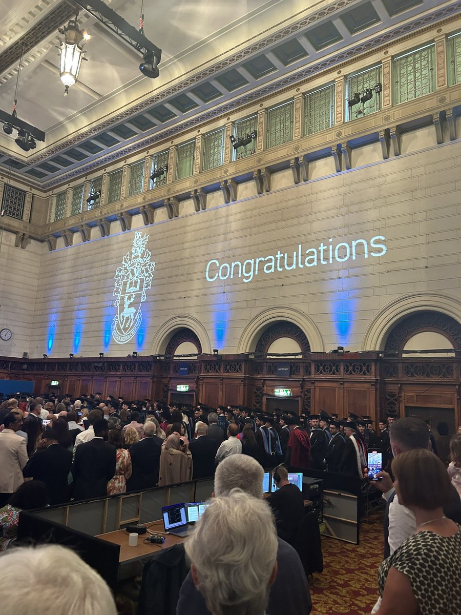 Calvin De Louche tweet media