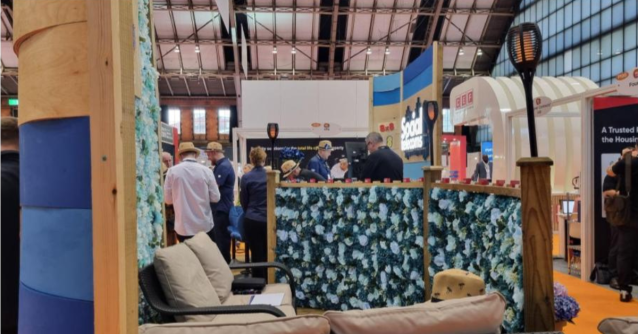 GLWdesign's tweet photo. 8x8 Contact Center helps housing providers streamline processes, reduce costs &amp; improve tenant engagement. Read a summary of Housing24 where @8x8 joined its partner, @Social Telecoms, for demos of 8x8 Contact Center &amp; conversations about the future of #AI. https://t.co/RY9Y21tXzs https://t.co/Awc6lWcwi4