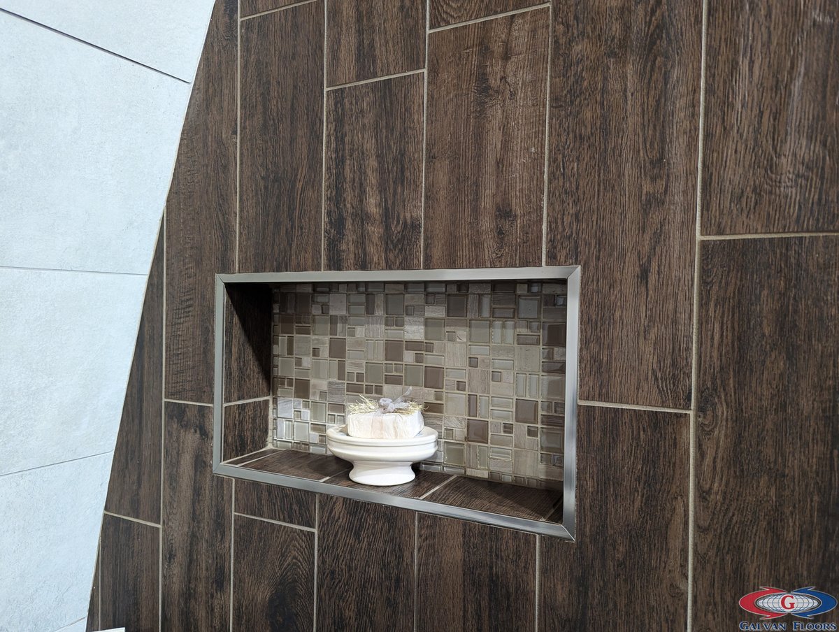 GalvanFloors's tweet photo. SHOW ROOM UPDATE! 

We have spent ALL summer sprucing up our showroom to showcase new materials upon our displays! 

 Amazing products from our friends at @Daltile  
and  @msisurfaces

Wood look tiles, to marble like porcelain, come check out and see what best fits your home! https://t.co/VMVt5XeNXj