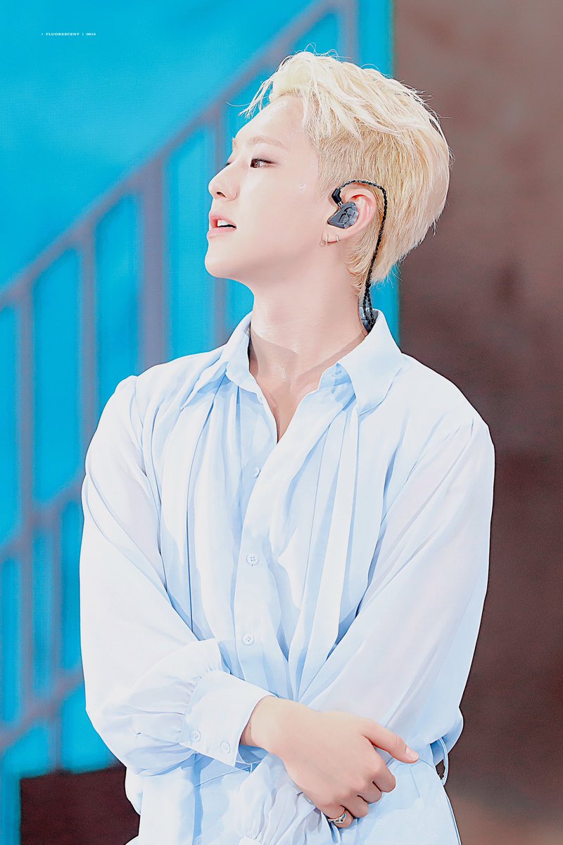 fluorescent615's tweet photo. 240723 캐럿랜드

#호시 #권순영 #HOSHI #ホシ
#세븐틴 #SEVENTEEN https://t.co/lqt6KKTemm