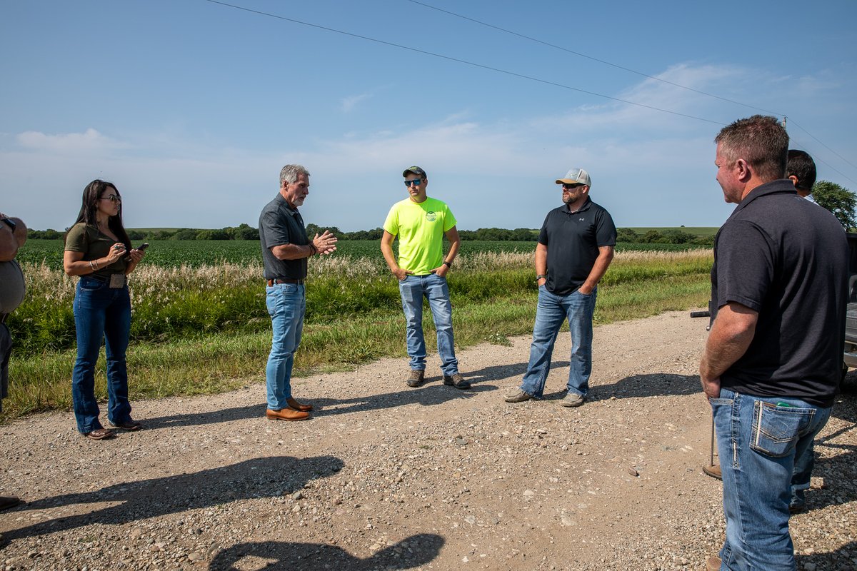 redoxgrows's tweet photo. 🌾✨ A huge thanks to everyone who joined us at the Farmer Innovation Forum in Omaha last week! 🌟 We were thrilled to host so many inspiring speakers &amp; passionate growers. Together, we explored the future of farming and shared innovative ideas to drive our industry forward. 🚜💡 https://t.co/fUyguevkdO