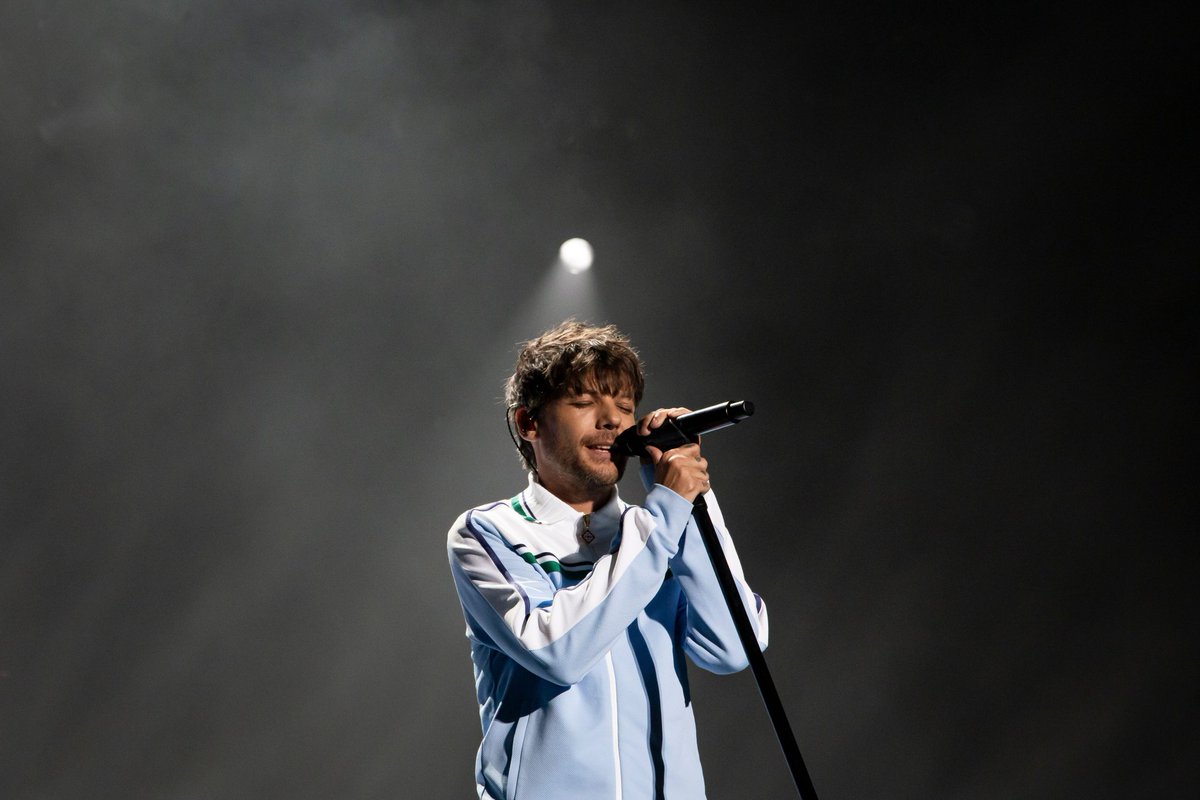hlupdates_2's tweet photo. #MEOMaresVivas #FestivalMEO #MMV24 #LTFestivals24 #LouisFestivalEra #FestivalEraLouis
#MeoMarésVivasfestival #LouisTomlinson https://t.co/GhGhZovtW5