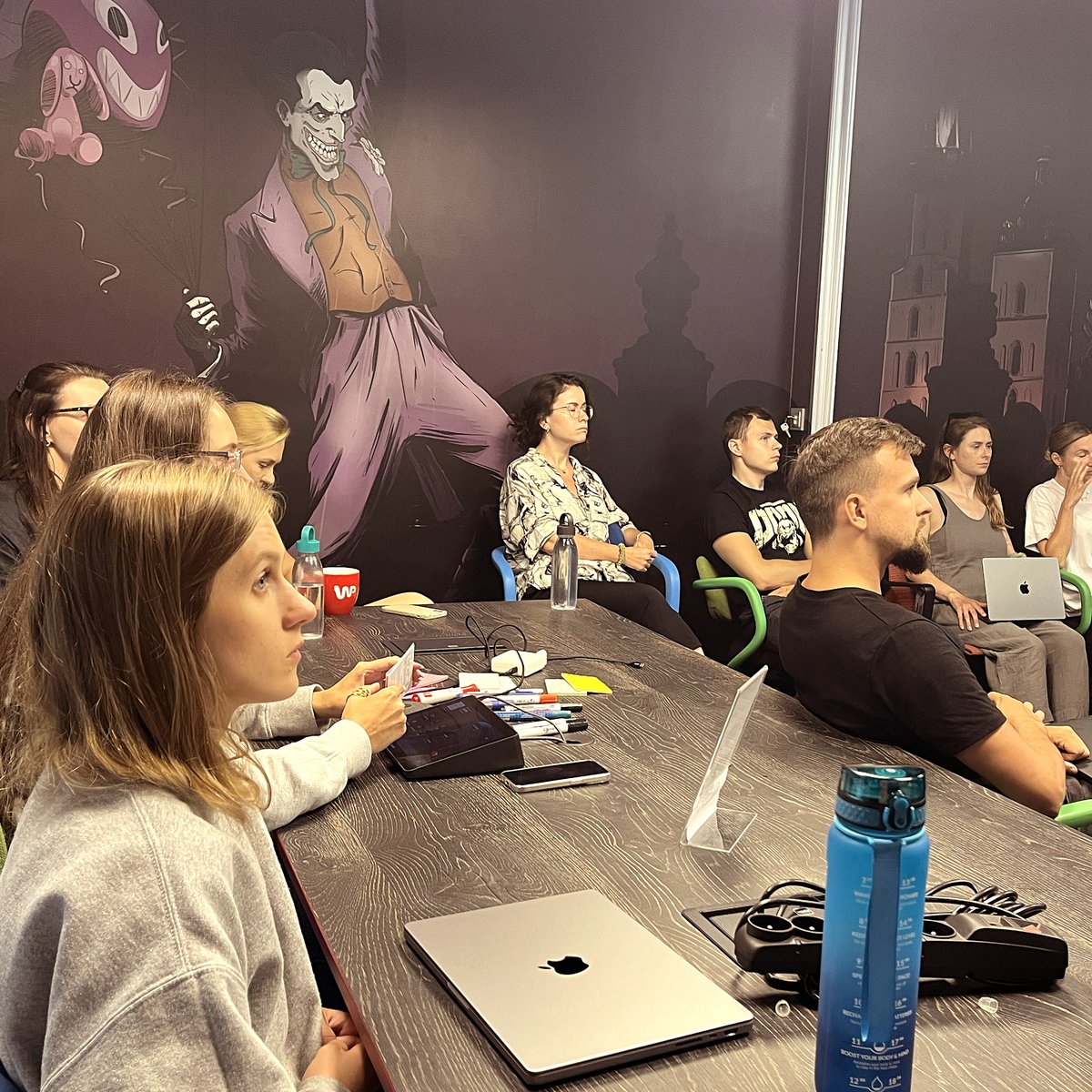 What's going on behind the scenes at <a href="/Zeroparkcom/">Zeropark.com</a>? Our Commerce Media team was hard at work today, focused on improving onboarding and scaling for our new publishers. 👀 Take a look at the action unfold! #teamwork #commercemediapowerhouse #onlineadvertising