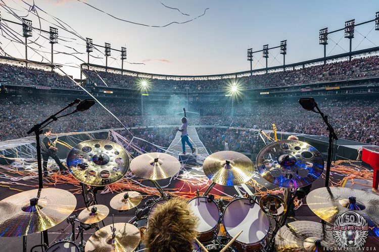 DeenTheDrummer's tweet image. This Stadium 🏟️ Tour has been INSANE!! Check out these epic scenes from my riser! Philly, you’re next!!  Can't wait to tear it up with you all! 🥁

@JourneyOfficial 
#JourneySummerStadiumTour2024
#deencastronovo  #PhillyCrowd #DrummerView
📷 @ironmikesavoia
