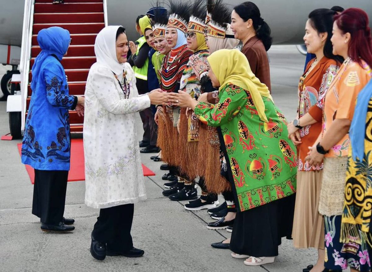 achehsultanate's tweet photo. Tamu Menjemput Tamu, Merusak Adat Penduduk Asli pula 🫣 https://t.co/YonoZ06EBK
