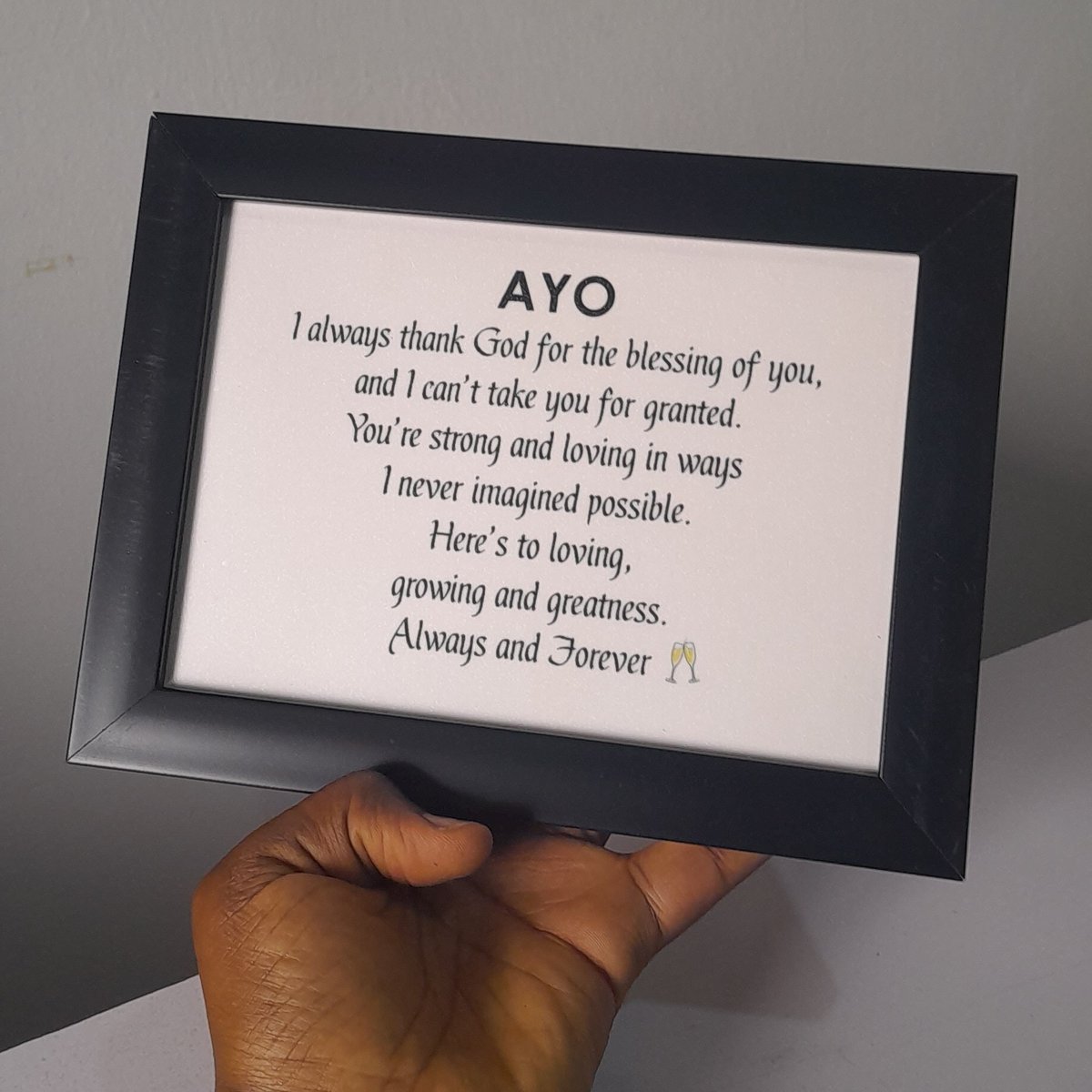 Gifting is one of the most selfless and kindest thing to do.

Price: 5k
Location: Terminus, Jos 
Send a DM to place an order.
Please retweet. 
Thank youu.