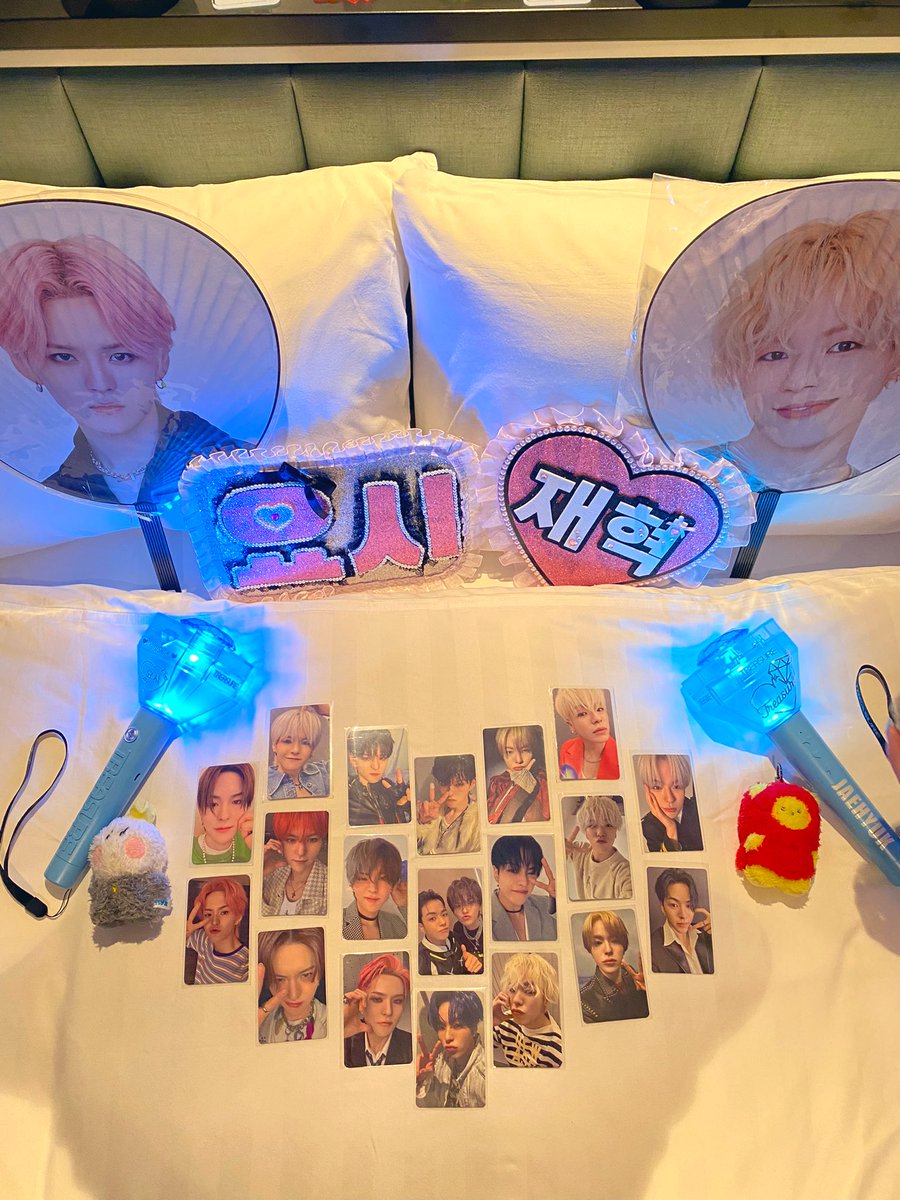 ch2pure's tweet image. ◠◠◠◠◠◠◠◠◠୨♡୧◠◠◠◠◠◠◠◠◠
            💌 𝙼𝚢 𝙼𝚎𝚖𝚘𝚛𝚒𝚎𝚜
𝟮𝟬𝟮𝟰 𝗧𝗥𝗘𝗔𝗦𝗨𝗥𝗘 𝗙𝗔𝗡 𝗠𝗘𝗘𝗧𝗜𝗡𝗚
            ꒰ 𝗪𝗢𝗡𝗗𝗘𝗥𝗟𝗔𝗡𝗗 ꒱
                  𝗜𝗡 𝗞𝗢𝗕𝗘🇯🇵
◡◡◡◡◡◡◡◡◡୨♡୧◡◡◡◡◡◡◡◡◡

#TREASURE #WONDERLAND