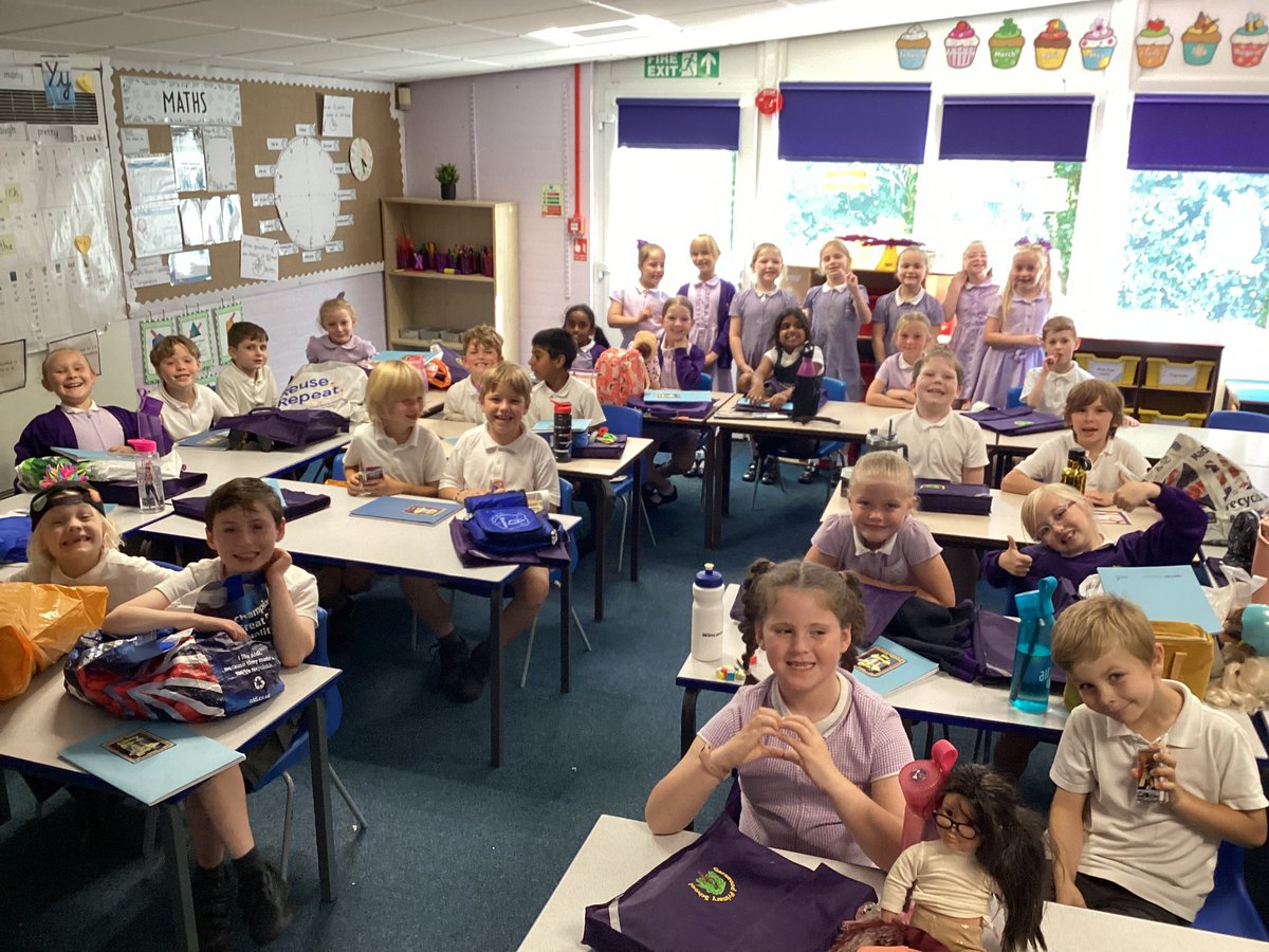 Mrs Rollason (@mrsrollason) on Twitter photo Miss Jenkinson here <a href="/MissJenkinson/">Rachel Jenkinson</a>. We’d all like to say a huge, heartfelt thank to all our lovely families for their well wishes and generous gifts. Teaching your children is a privilege! Have a great summer ☀️☀️ from the year 2 staff x x Miss Jenkinson here <a href="/MissJenkinson/">Rachel Jenkinson</a>. We’d all like to say a huge, heartfelt thank to all our lovely families for their well wishes and generous gifts. Teaching your children is a privilege! Have a great summer ☀️☀️ from the year 2 staff x x