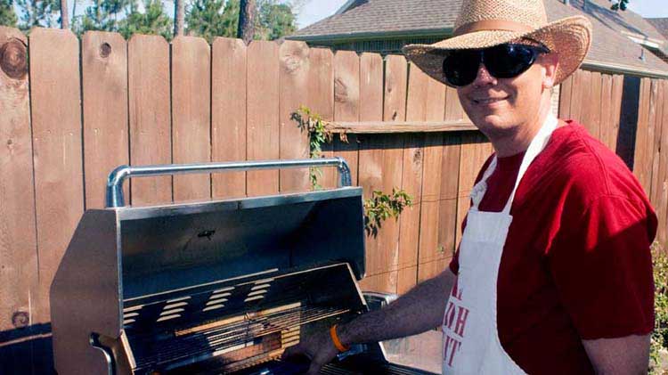 SFAgentSpera's tweet photo. Grilling season is in full swing! Here’s a useful article on ways to help you be safer around those outdoor BBQ's. Contact me to learn more. #GoodNeighbor

https://t.co/f1iqDz1UxT https://t.co/N1WUS8dUXc