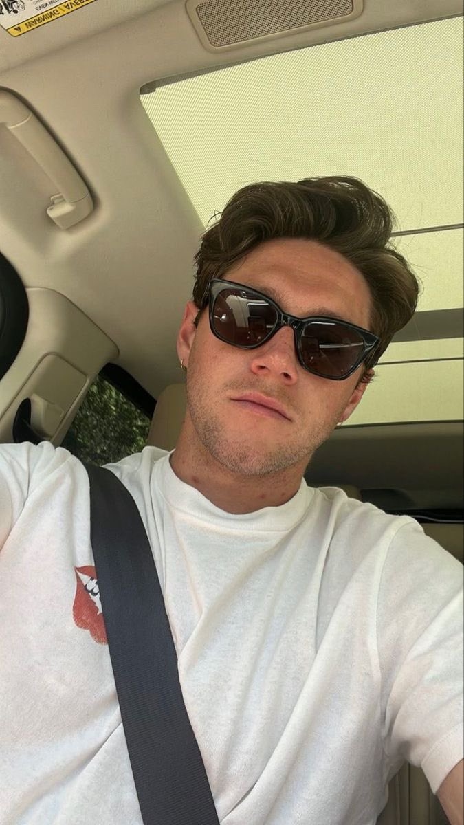 canyonnmoony's tweet image. you light up my world like nobody else 🥰

#DirectionersDay #14Yearsof1D
#14YearsofOneDirection