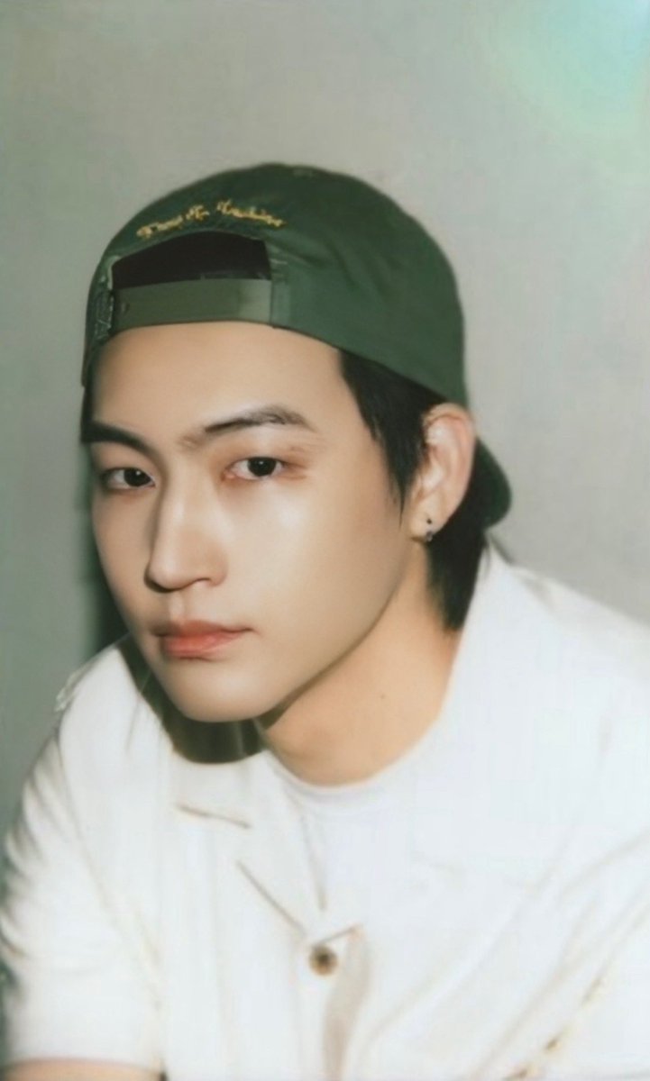JayB_inDxxair's tweet photo. D-100 https://t.co/FGRaPgZkDf