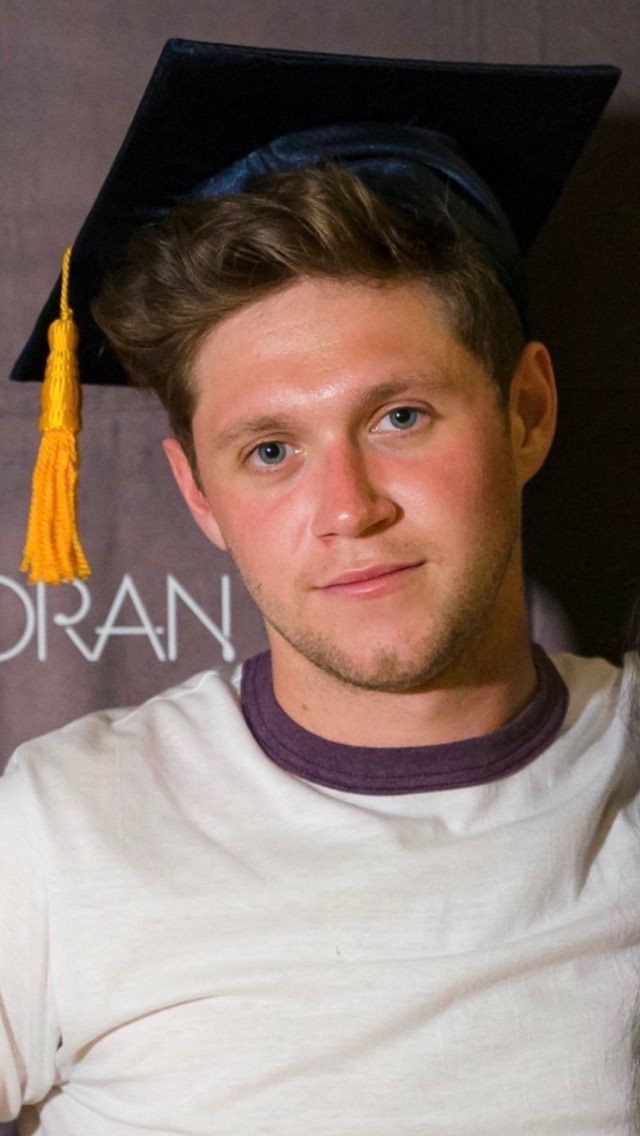 _napalmskies's tweet image. no, they don't teach you this in school. now my heart's breakin' and I don't know what to do

ps telat dikit ga ngaruh
#DirectionersDay #DDay #14YearsOf1D #14YearsOfOneDirection