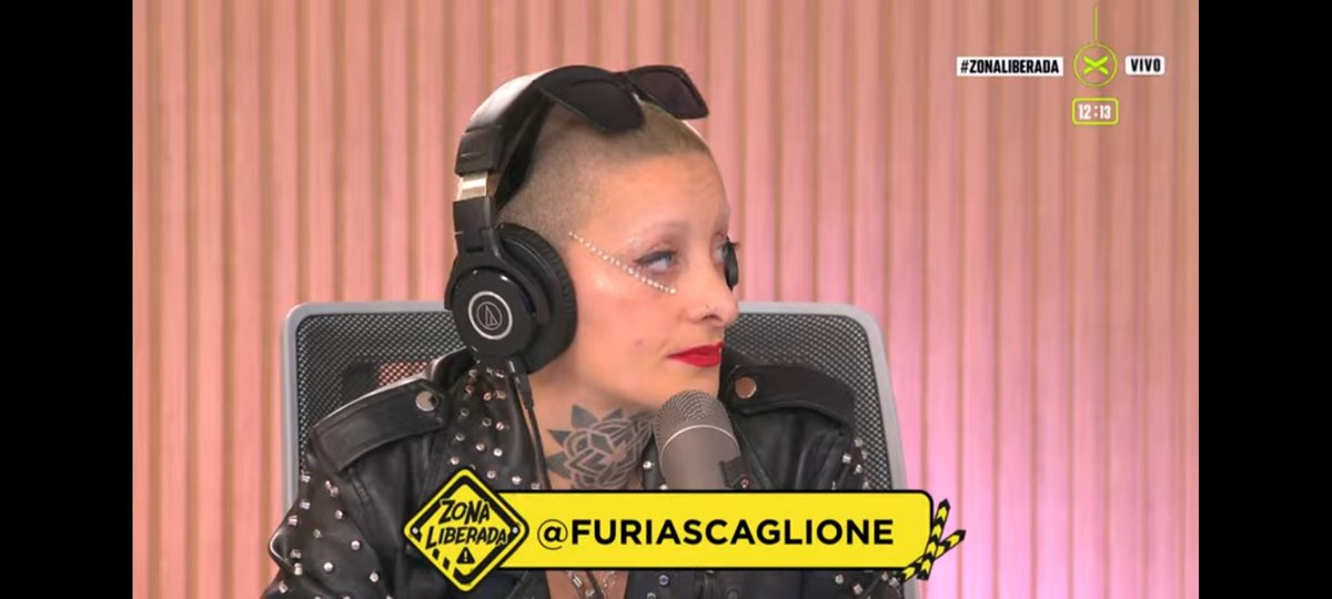 Bancando a nuestra protagonista ✨️♥️

Vamoooos furiosos 

FURIA EN ZONA LIBERADA