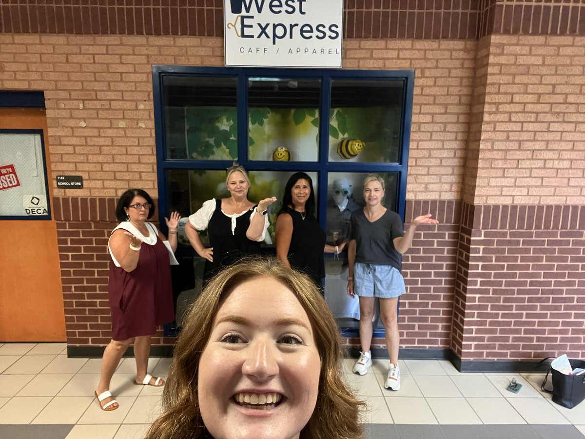 K8lynR5's tweet photo. #wfhs2024neo group 2 https://t.co/JWfzOXRdkt