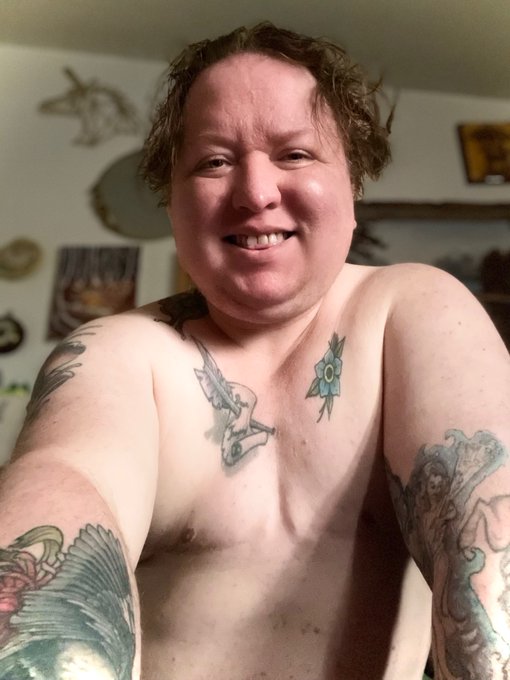 Titty Tuesday lol https://t.co/qGhwkDAdTA<a href="/tag/fatassfriday"class="tags"><span>#fatassfriday</span></a>