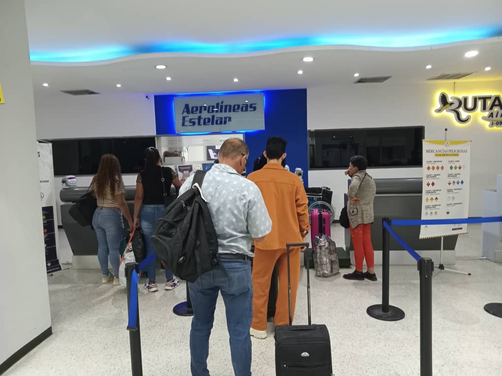 baer_ve's tweet photo. Recuerda que, para viajar a la región andina cuentas con el Aeropuerto Gral. Cipriano Castro, en San Antonio, donde nuestro personal aeroportuario se encuentra presto a garantizarte una excelente atención y un buen servicio, a la hora de tu vuelo #AfirmativosYPaLante https://t.co/5HUEEIQH9x