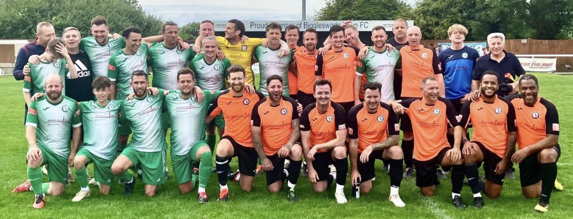 Really enjoyed sharing the pitch with these legends on Sunday. It was nice to catch up with so many old friends. Happy 150 years <a href="/Biggleswade1874/">Biggleswade Town FC</a> 
<a href="/browneyib/">Ian Brown</a> <a href="/samreed9/">Sam Reed</a> <a href="/leereed10/">Lee Reed</a> <a href="/steven_gentle/">Stevie geee</a> <a href="/ChrisNunn1972/">Chris Nunn</a> @bully_adams <a href="/RussellShort_/">Russell Short</a> <a href="/AlphaFitMax/">Max York</a> <a href="/brettdon09/">B.</a> <a href="/petersjames92/">James Peters ⚽️🎵</a>
