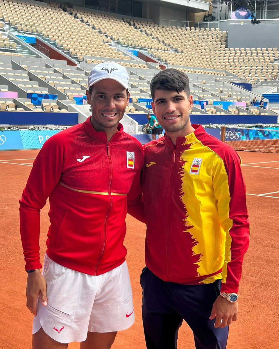 TennisLegende's tweet photo. Rafa Nadal x Carlos Alcaraz.

Meilleur contenu pré-JO. https://t.co/ZqMlTS1qlT