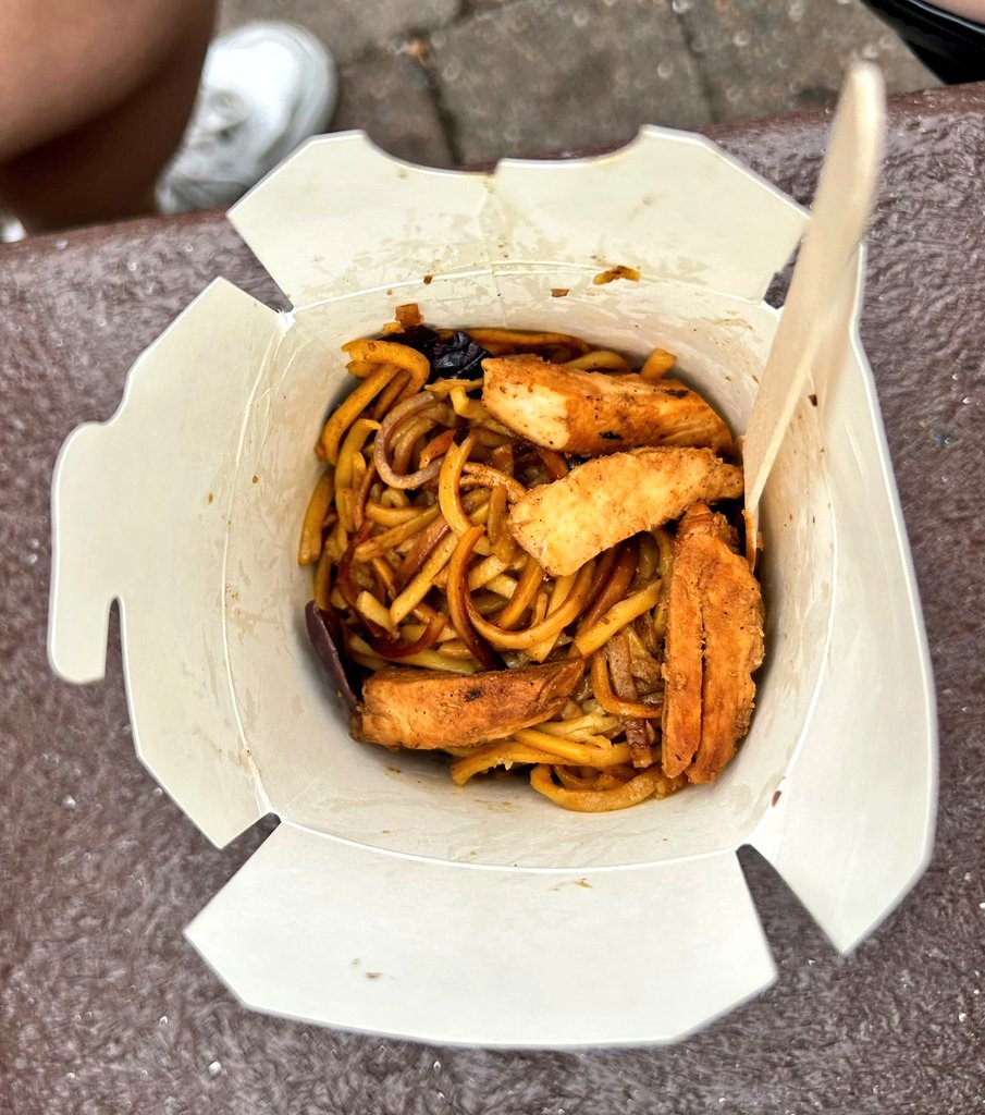 Sophia from the team tried the £15 taster promotion

Not keen on the bubble tea but the meat and chips was a winner!