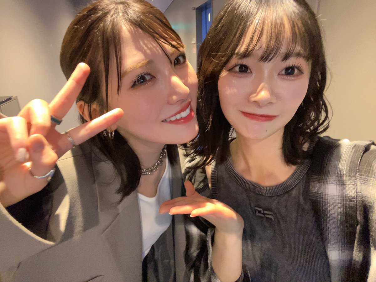 岡田奈々さんとお写真撮って頂きました！！😳❤️‍🔥
初めてお会いできて本当に緊張しました、、