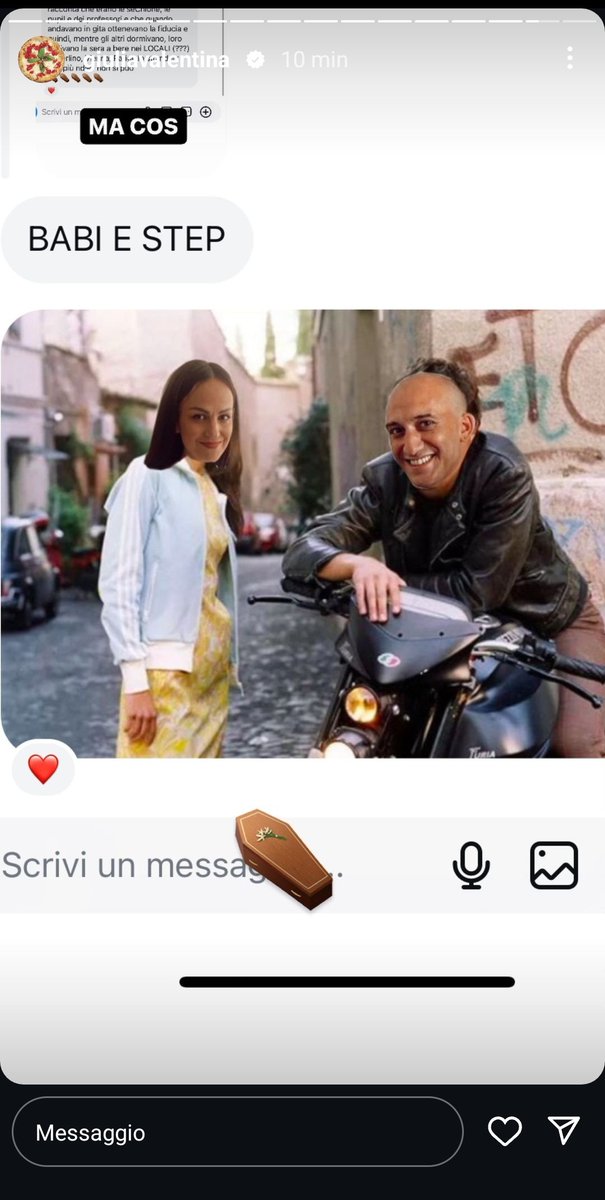 ZiaSof's tweet photo. Nooo raga Morogram è Giulia Valentinaaa ⚰️⚰️ #taolapurani https://t.co/9X2BH94EJ5