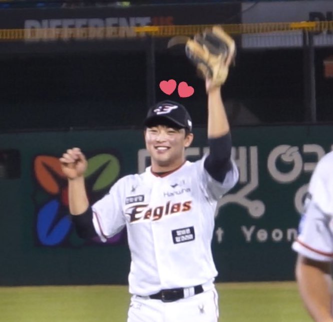 멩 tweet media
