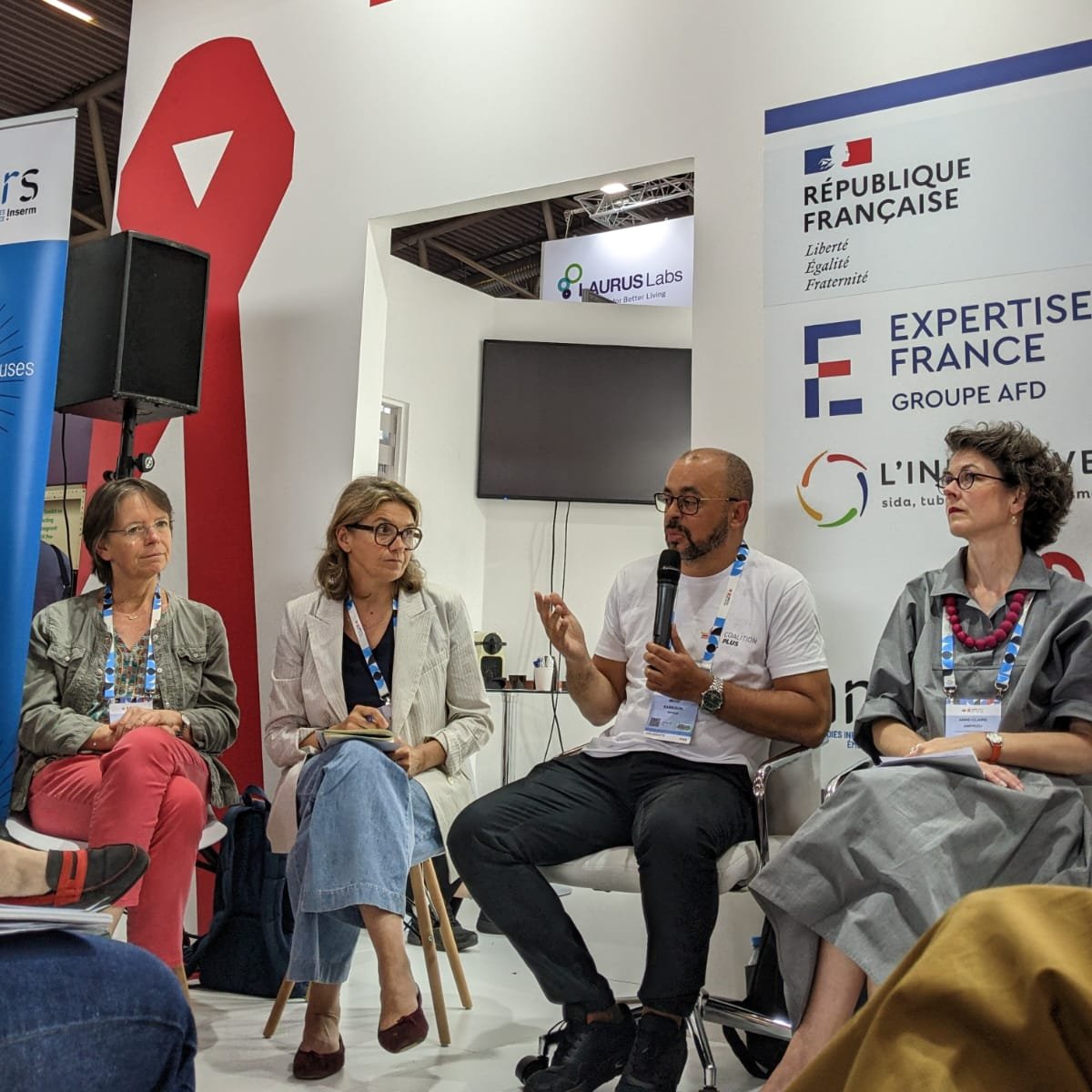 Le président de <a href="/CoalitionPLUS/">Coalition PLUS</a>, Mehdi Karkouri, intervient en rappelant que la société civile reste réactive face à l'épidémie : "Nous savons comment l'arrêter, mais il reste du travail dans un contexte de reconstitution difficile".