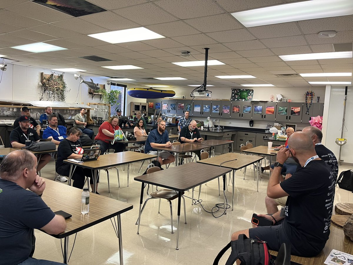 MidwestTechTalk's tweet image. Still time to jump in a session! #MidwestTechTalk2024