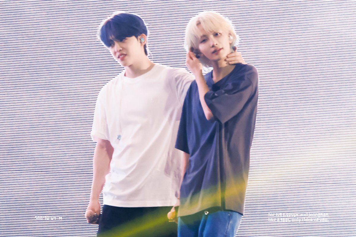 s881004h's tweet image. 240723 Caratland Day 1 매일매일 같이 행복하자❤️
#SEVENTEEN #세븐틴 #에스쿱스 #승철 #SCOUPS #JEONGHAN #정한 @pledis_17