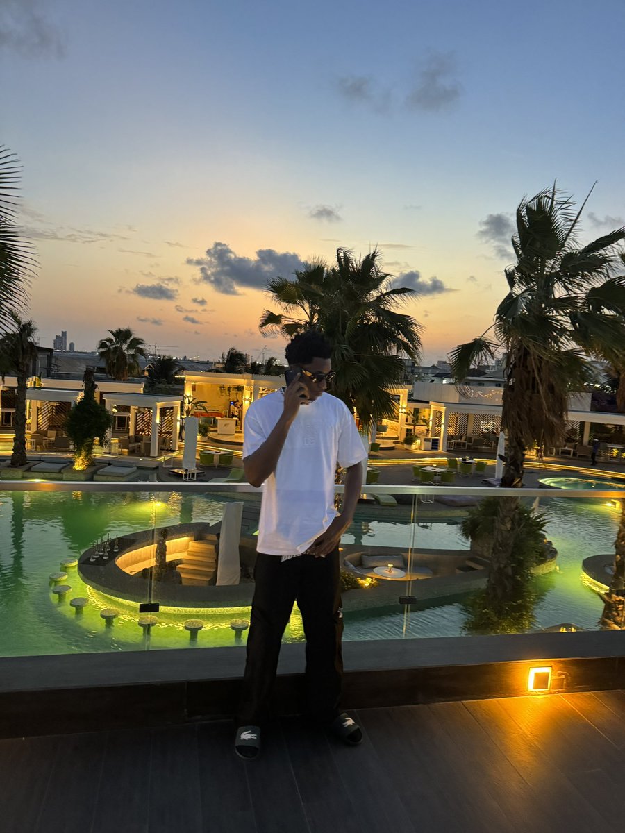 BOYSONVIBE's tweet photo. BOV⤴️RTW https://t.co/YmeSfmImVM